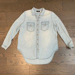 Urban Outfitters Button-Down - Light Denim